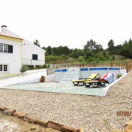 Pereiro Com Piscina Мафра